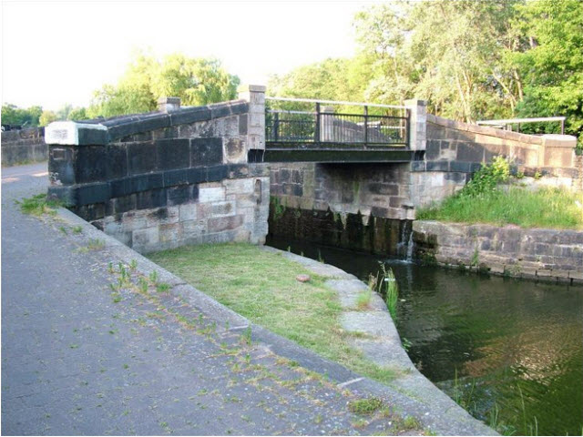 Bridge 55 over canal  south of Lock 13